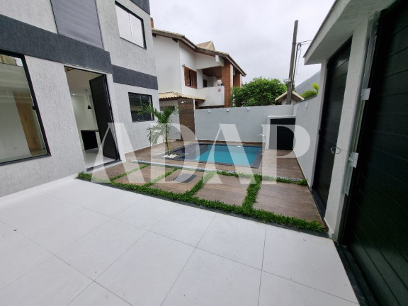Imagem Casa com 5 Quartos à Venda, 210 m² em Vargem Pequena - Rio De Janeiro Imagem Casa com 5 Quartos à Venda, 210 m² em Vargem Pequena - Rio De Janeiro