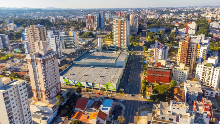 Imagem Terreno à Venda, 343 m² em Cabral - Curitiba Imagem Terreno à Venda, 343 m² em Cabral - Curitiba