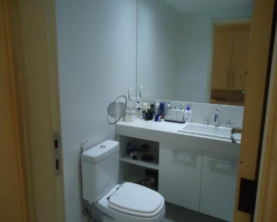 Imagem Imóvel com 2 Quartos à Venda, 84 m² em Ipanema - Rio De Janeiro Imagem Imóvel com 2 Quartos à Venda, 84 m² em Ipanema - Rio De Janeiro