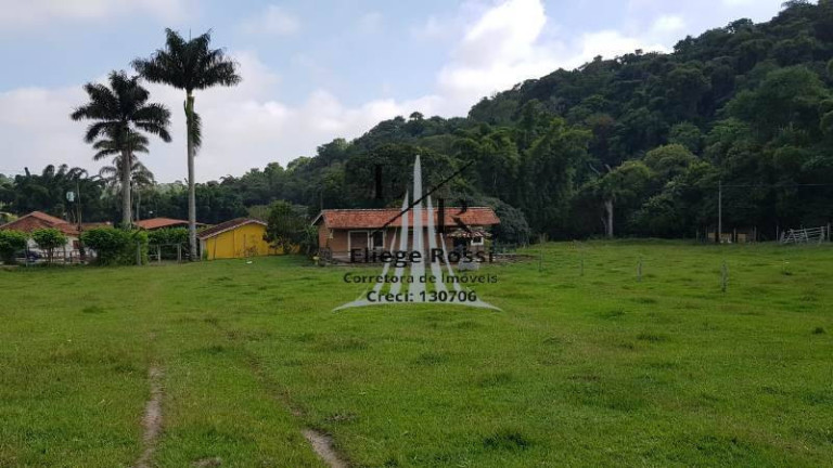 Imagem Chácara com 6 Quartos à Venda, 174 m² em Itatiba Imagem Chácara com 6 Quartos à Venda, 174 m² em Itatiba