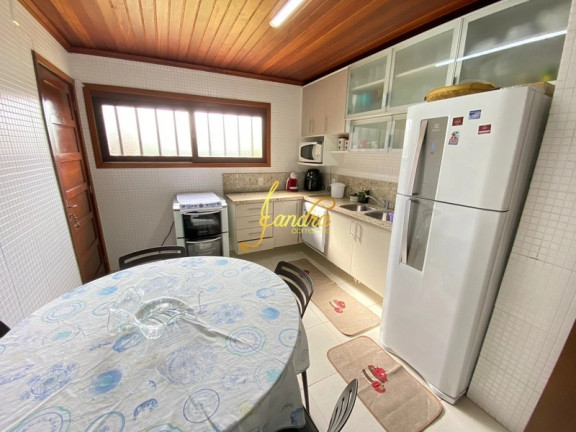 Imagem Casa com 5 Quartos à Venda, 300 m² em Centro - Xangri-la