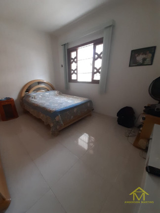 Imagem Casa com 4 Quartos à Venda, 220 m² em Itapuã - Vila Velha Imagem Casa com 4 Quartos à Venda, 220 m² em Itapuã - Vila Velha