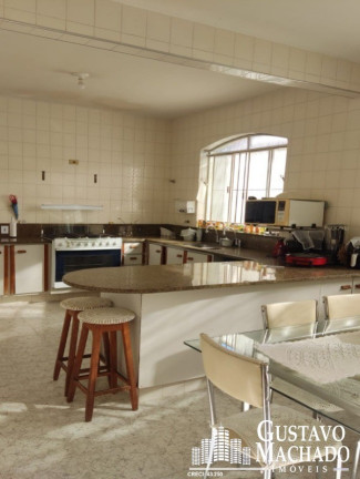 Imagem Casa com 4 Quartos à Venda, 341 m² em Monte Castelo - Volta Redonda Imagem Casa com 4 Quartos à Venda, 341 m² em Monte Castelo - Volta Redonda