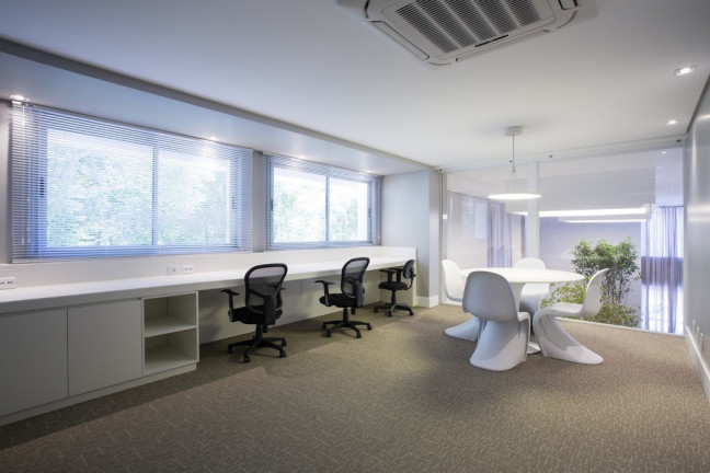 Imagem Imóvel Comercial à Venda, 48 m² em Petrópolis - Porto Alegre Imagem Imóvel Comercial à Venda, 48 m² em Petrópolis - Porto Alegre