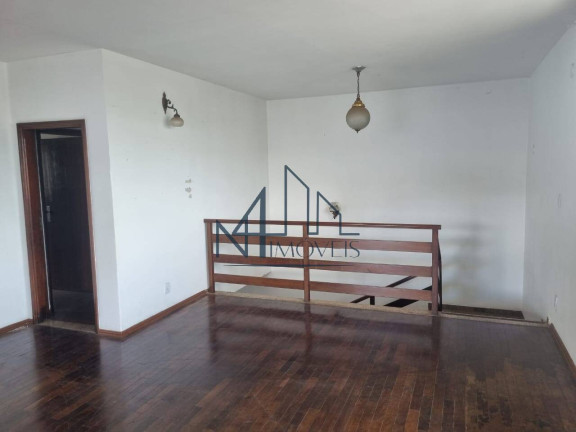 Imagem Casa com 4 Quartos à Venda,  em Setor Leste Universitário - Goiânia