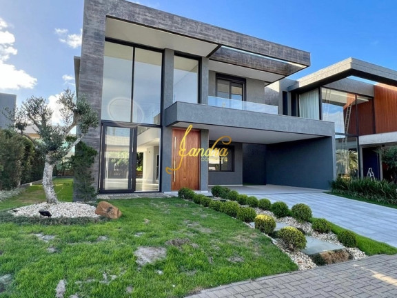 Imagem Casa de Condomínio com 4 Quartos à Venda, 284 m² em Zona Nova - Capão Da Canoa