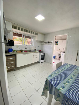 Imagem Casa com 4 Quartos à Venda ou Temporada, 300 m²em Buraquinho - Lauro De Freitas
