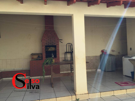 Imagem Casa com 4 Quartos à Venda, 266 m² em Copacabana Residencial - Maringá