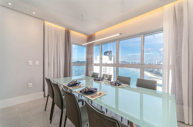 Imagem Apartamento com 3 Quartos à Venda, 133 m² em Pioneiros - Balneário Camboriú Imagem Apartamento com 3 Quartos à Venda, 133 m² em Pioneiros - Balneário Camboriú