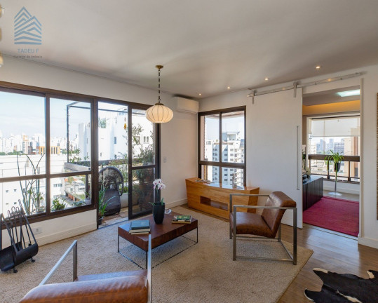 Imóvel com 2 Quartos à Venda, 224 m² em Moema - São Paulo