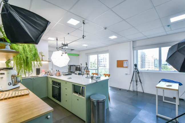 Sala Comercial à Venda, 48 m² em Pinheiros - São Paulo