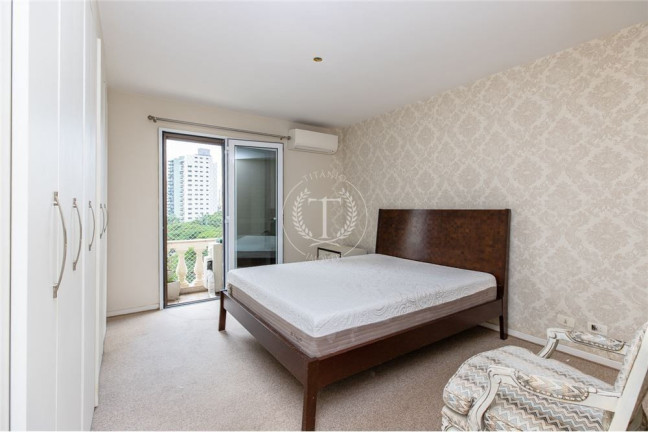 Imagem Apartamento com 4 Quartos à Venda, 150 m² em Moema - São Paulo