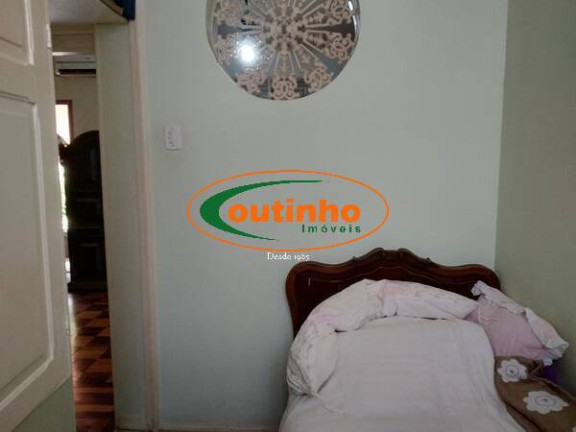 Imagem Apartamento com 4 Quartos à Venda, 135 m² em Tijuca - Rio De Janeiro Imagem Apartamento com 4 Quartos à Venda, 135 m² em Tijuca - Rio De Janeiro