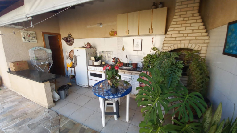 Imagem Casa com 3 Quartos à Venda, 255 m² em Caiçara - Praia Grande