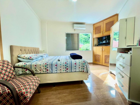 Imagem Apartamento com 4 Quartos à Venda, 110 m² em Pitangueiras - Guarujá