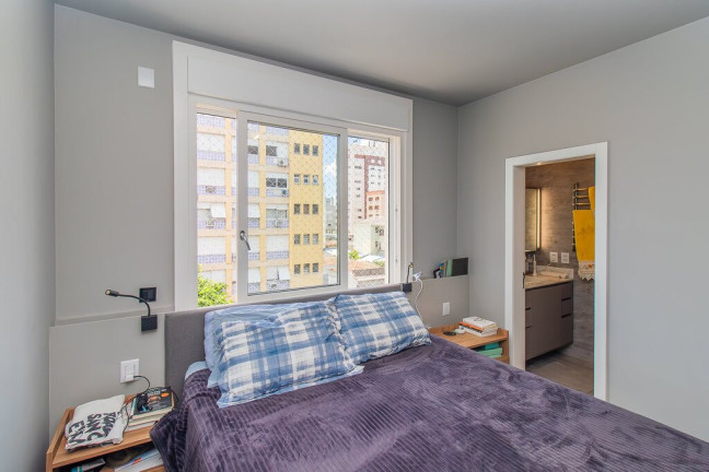 Imagem Apartamento com 3 Quartos à Venda, 93 m² em Cidade Baixa - Porto Alegre Imagem Apartamento com 3 Quartos à Venda, 93 m² em Cidade Baixa - Porto Alegre