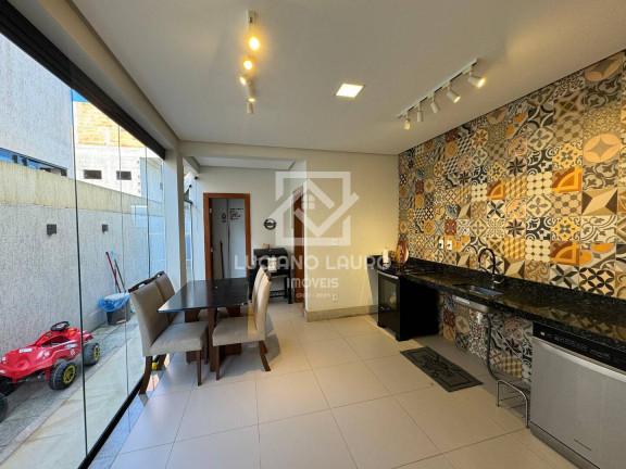 Imagem Casa com 3 Quartos à Venda, 180 m² em Universidade - Vitória Da Conquista