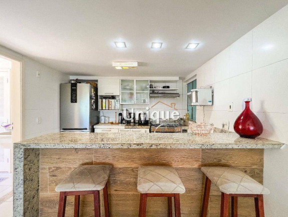 Imagem Casa com 4 Quartos à Venda, 250 m² em Geribá - Armação Dos Búzios Imagem Casa com 4 Quartos à Venda, 250 m² em Geribá - Armação Dos Búzios