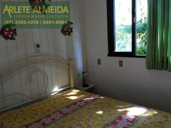 Imagem Casa com 2 Quartos para Alugar ou Temporada, 35 m² em Centro - Porto Belo Imagem Casa com 2 Quartos para Alugar ou Temporada, 35 m² em Centro - Porto Belo