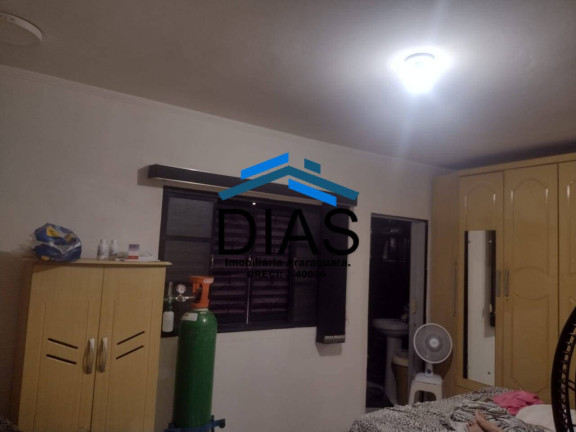 Imagem Casa com 2 Quartos à Venda, 147 m² em Vila Xavier (vila Xavier) - Araraquara