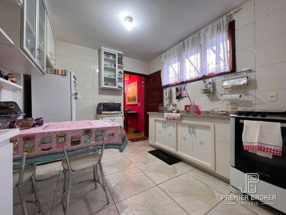 Imagem Casa com 3 Quartos à Venda, 185 m² em Cônego - Nova Friburgo