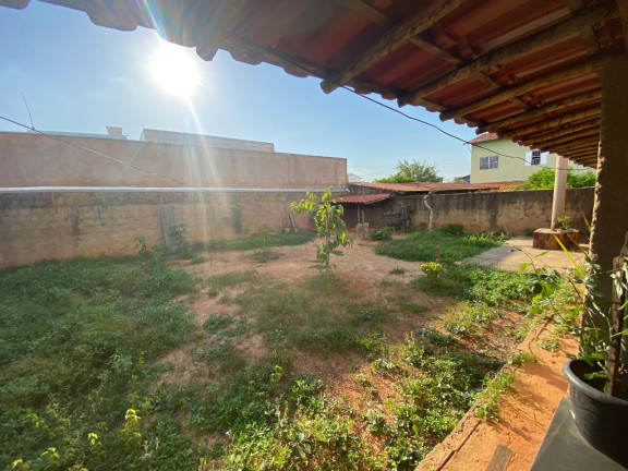 Imagem Casa com 3 Quartos à Venda, 250 m² em Planalto - Montes Claros Imagem Casa com 3 Quartos à Venda, 250 m² em Planalto - Montes Claros