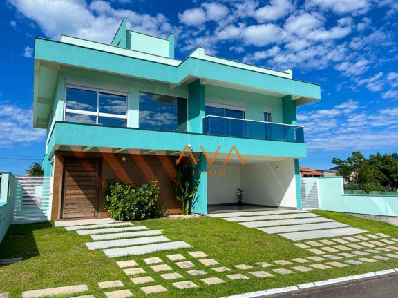 Casa com 4 Quartos à Venda, 300 m² em Rio Vermelho - Florianópolis