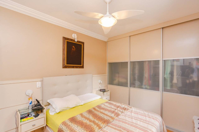 Imagem Apartamento com 3 Quartos à Venda, 94 m² em Petrópolis - Porto Alegre Imagem Apartamento com 3 Quartos à Venda, 94 m² em Petrópolis - Porto Alegre