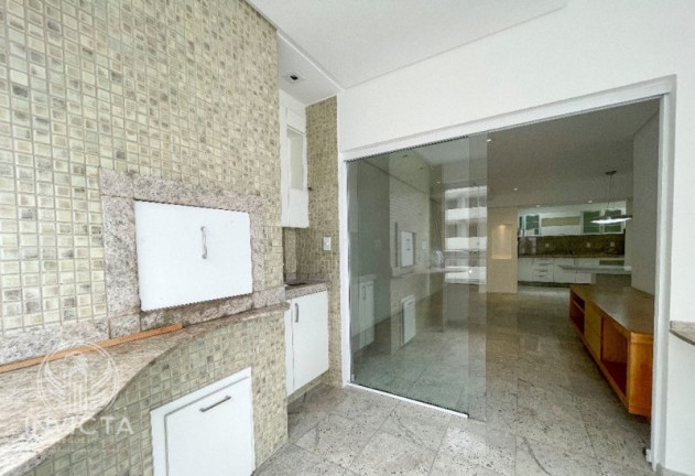 Apartamento com 3 Quartos à Venda, 123 m² em Centro - Balneário Camboriú