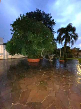 Imagem Casa com 3 Quartos à Venda, 400 m² em Centro - Itaqui