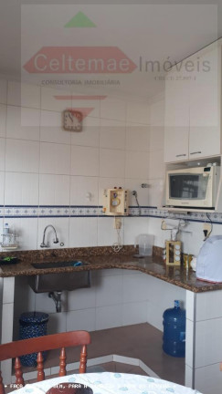 Imagem Casa com 2 Quartos à Venda, 199 m² em Centro - Taubaté