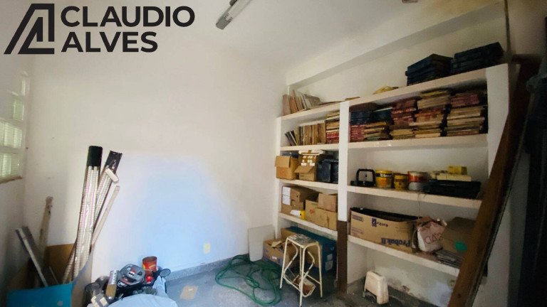 Imagem Casa com 5 Quartos à Venda, 292 m² em Centro - Feira De Santana Imagem Casa com 5 Quartos à Venda, 292 m² em Centro - Feira De Santana