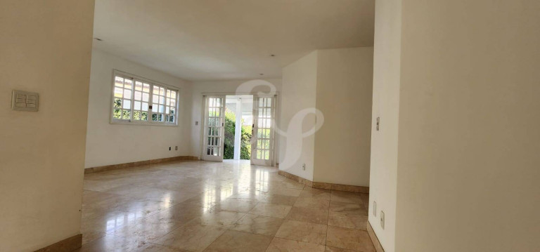 Imagem Casa de Condomínio com 3 Quartos para Alugar, 227 m² em Alphaville - Santana De Parnaíba Imagem Casa de Condomínio com 3 Quartos para Alugar, 227 m² em Alphaville - Santana De Parnaíba