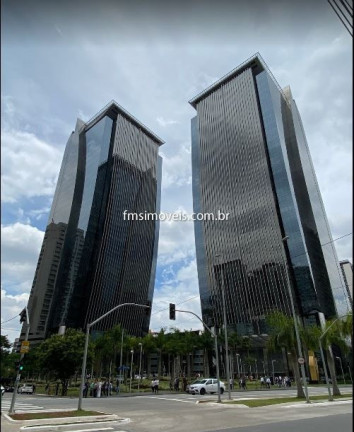 Sala Comercial para Alugar, 1.862 m² em Chácara Santo Antônio - São Paulo