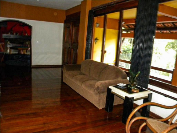 Imagem Casa com 7 Quartos à Venda, 120 m² em Itaipava - Petrópolis