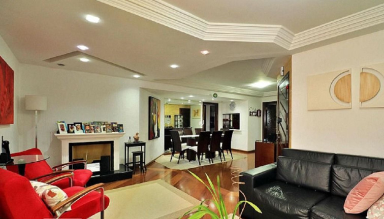 Apartamento com 3 Quartos à Venda, 186 m² em Vila Bastos - Santo André