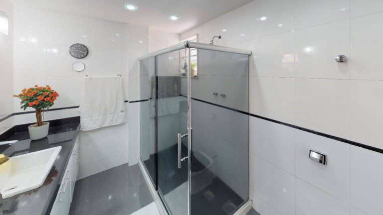 Imagem Apartamento com 3 Quartos à Venda, em Copacabana - Rio De Janeiro Imagem Apartamento com 3 Quartos à Venda, em Copacabana - Rio De Janeiro