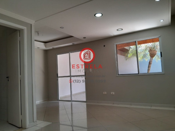 Imagem Casa com 3 Quartos à Venda, 120 m² em Condomínio Residence Club - Jacareí Imagem Casa com 3 Quartos à Venda, 120 m² em Condomínio Residence Club - Jacareí