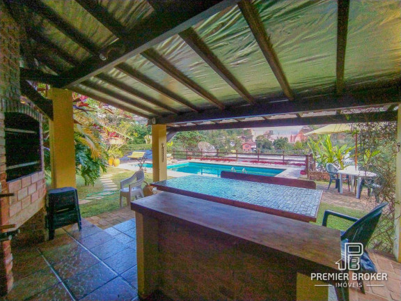 Imagem Casa com 4 Quartos à Venda, 330 m² em Albuquerque - Teresópolis