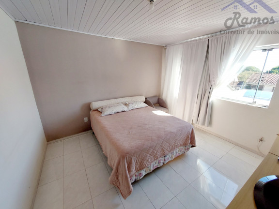 Imagem Imóvel com 4 Quartos à Venda,  em Vila Nova - Porto Alegre