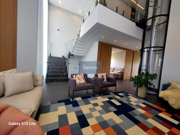 Imagem Casa com 4 Quartos à Venda, 490 m² em Vila Nova Esperia - Jundiaí Imagem Casa com 4 Quartos à Venda, 490 m² em Vila Nova Esperia - Jundiaí