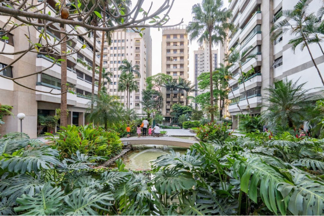 Foto do imóvel Apartamento com 3 Quartos à Venda, 147 m² em Vila Uberabinha - São Paulo