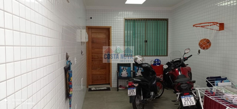 Imagem Casa com 3 Quartos à Venda, 250 m² em Ponta Da Praia - Santos Imagem Casa com 3 Quartos à Venda, 250 m² em Ponta Da Praia - Santos