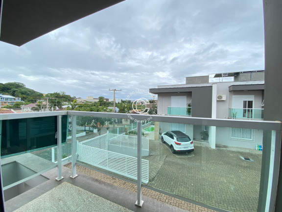 Imagem Casa com 3 Quartos à Venda, 112 m² em Nossa Senhora Do Perpétuo Socorro - Santa Maria Imagem Casa com 3 Quartos à Venda, 112 m² em Nossa Senhora Do Perpétuo Socorro - Santa Maria
