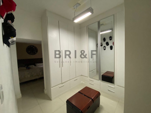 Imagem Casa com 3 Quartos à Venda, 330 m² em Santo Amaro - São Paulo