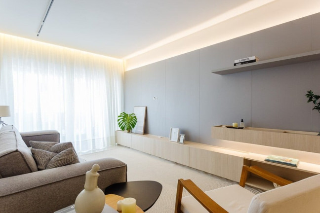 Imagem Apartamento com 6 Quartos à Venda, 333 m² Imagem Apartamento com 6 Quartos à Venda, 333 m²