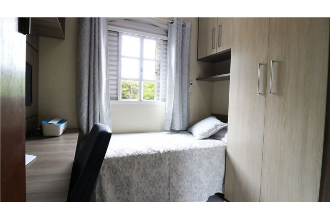Imagem Casa com 3 Quartos à Venda,  em Jardim Bom Refúgio - São Paulo