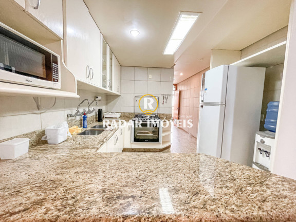 Imagem Apartamento com 4 Quartos à Venda, 250 m² em Centro - Cabo Frio