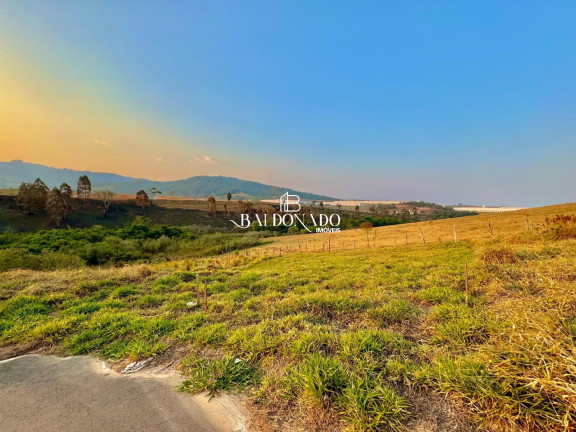 Terreno à Venda, 253 m² em Centro - Extrema