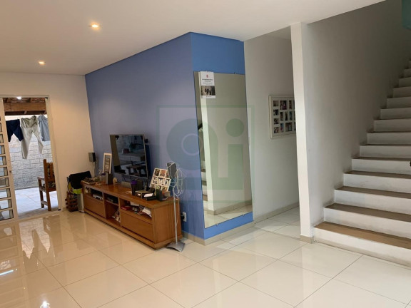 Imagem Casa com 5 Quartos à Venda, 250 m² em Parque Ipe - São Paulo